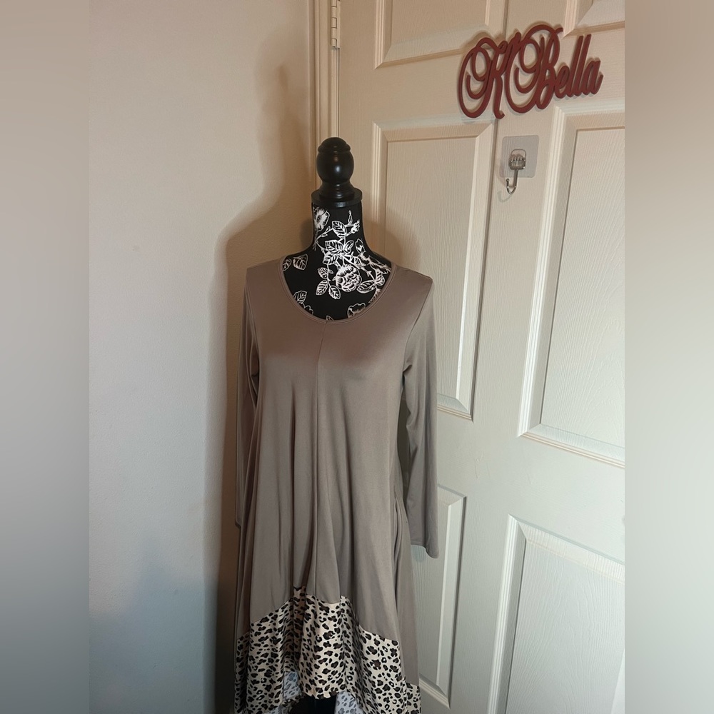 Long sleeves Tan Asymmetrical animal print Dress/Top